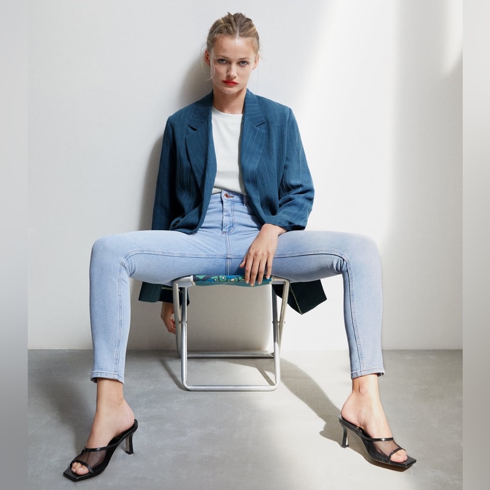 ZARA HIGH RISE SKINNY JEANS SIZE 6 NWT